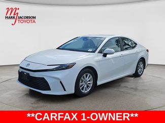 Used 2025 Toyota Camry LE FWD video 1