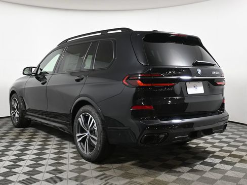 Used 2027 BMW X7 M60i AWD/4WD image 5