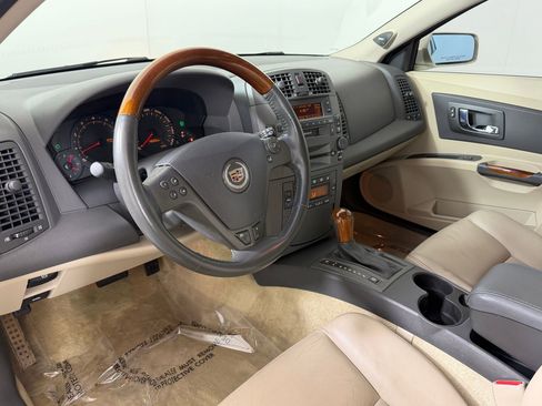 Used 2003 Cadillac CTS 3.2 w/ Preferred Equipment Group RWD image 4