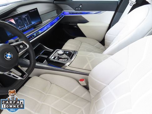 Used 2023 BMW 760i xDrive w/ Executive Package AWD/4WD image 24