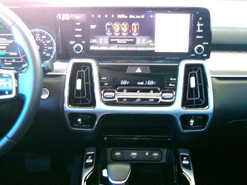 Used 2022 Kia Sorento SX FWD image 15