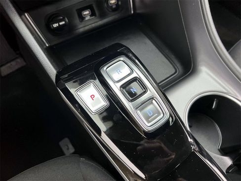 Certified 2022 Hyundai Sonata SE w/ Cargo Package image 18