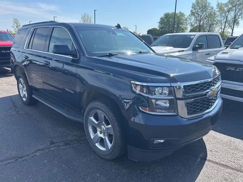 Used 2018 Chevrolet Tahoe LT w/ Luxury Package AWD/4WD image 5