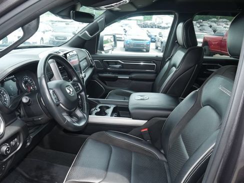 Used 2023 RAM 1500 Laramie AWD/4WD image 2