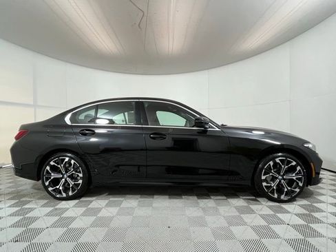 Used 2025 BMW 330i xDrive Sedan w/ Premium Package AWD/4WD image 8