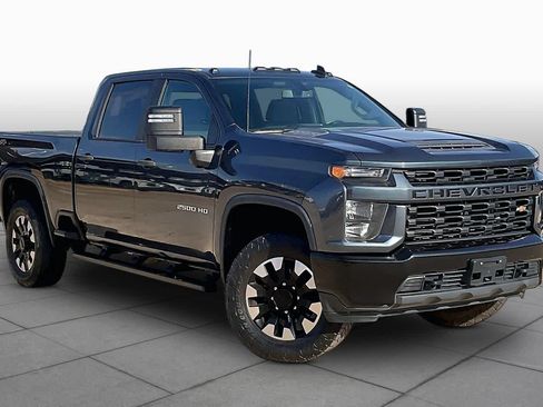 Used 2020 Chevrolet Silverado 2500 Custom w/ Custom Convenience Package AWD/4WD image 4