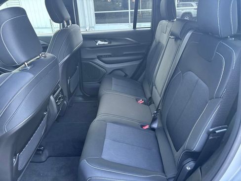 New 2024 Jeep Grand Cherokee Limited 4xe w/ Luxury Tech Group II AWD/4WD image 13
