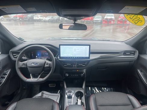 Used 2024 Ford Escape ST-Line w/ Tech Pack #1 image 19