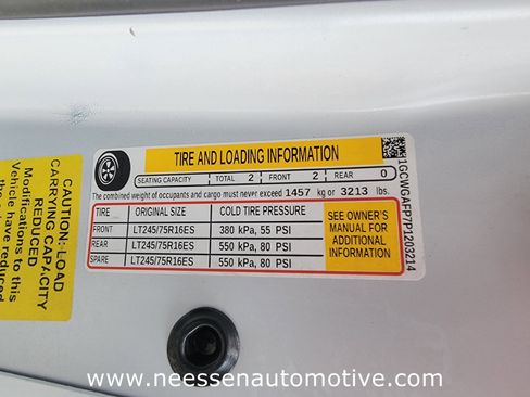 Used 2023 Chevrolet Express 2500 w/ Driver Convenience Package image 30