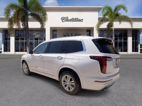 Certified 2023 Cadillac XT6 Luxury FWD image 10