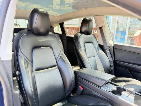 Used 2021 Tesla Model Y Performance AWD/4WD image 43