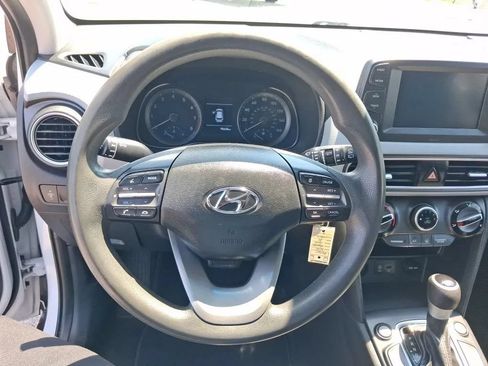Used 2021 Hyundai Kona SE AWD/4WD image 17