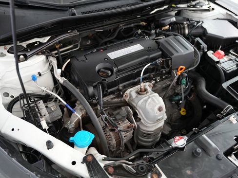 Used 2015 Honda Accord EX-L image 57