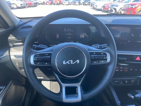 Used 2025 Kia K5 LXS image 29