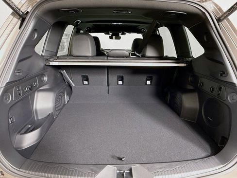 New 2025 Subaru Forester Limited image 27