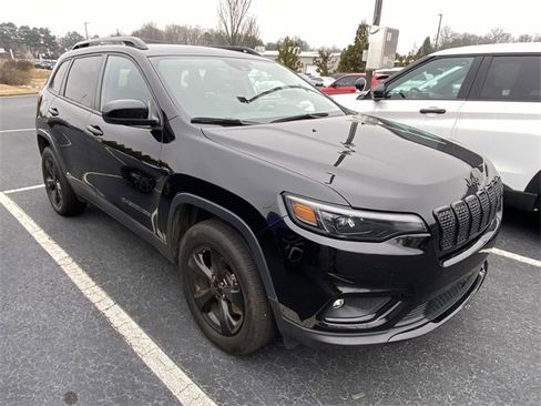 Used 2021 Jeep Cherokee Latitude Plus image 1