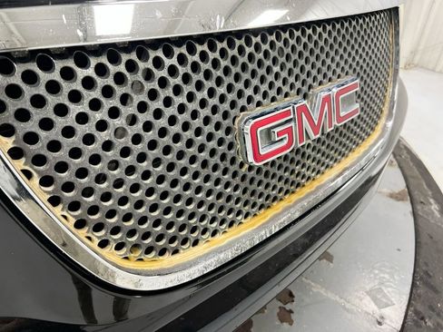 Used 2011 GMC Yukon SLT AWD/4WD image 30