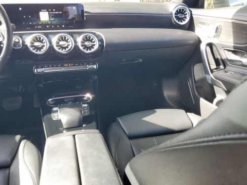 Used 2023 Mercedes-Benz CLA 250 w/ Premium Package image 12