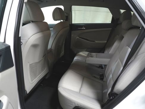 Used 2017 Hyundai Tucson SE image 13