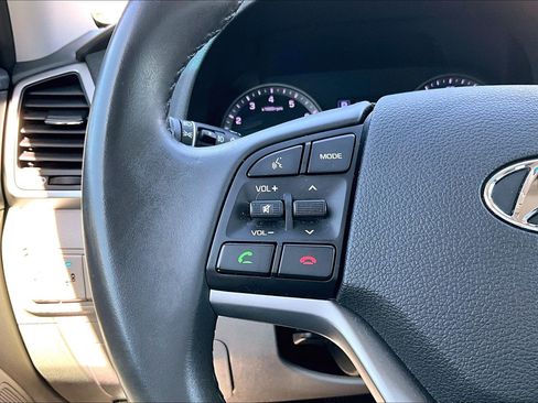 Used 2018 Hyundai Tucson Value w/ Cargo Package FWD image 18