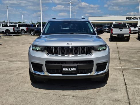 Used 2022 Jeep Grand Cherokee L Laredo w/ Luxury Tech Group I AWD/4WD image 9