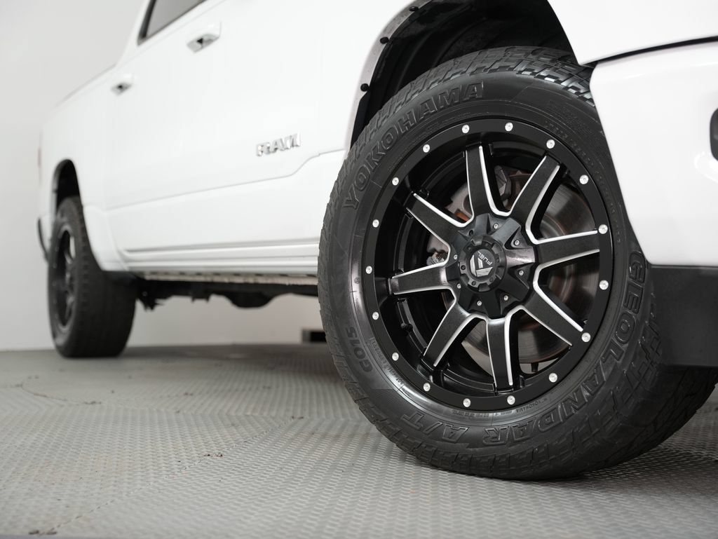 Used 2019 RAM 1500 Big Horn AWD/4WD image 17