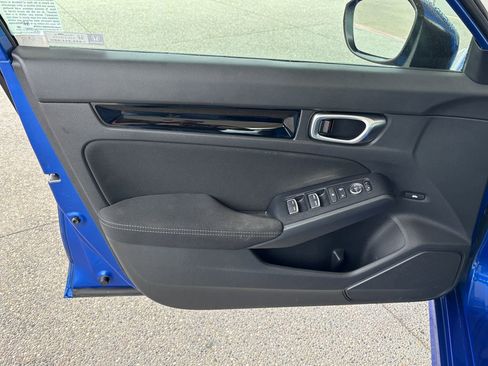 Used 2023 Honda Civic EX image 23