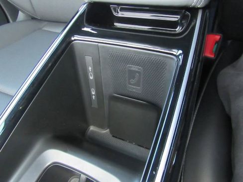 Used 2024 Volkswagen ID.4 S image 52