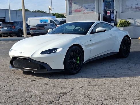 Used 2020 Aston Martin V8 Vantage Coupe RWD image 2