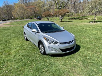 Used 2015 Hyundai Elantra SE w/ Option Group 02