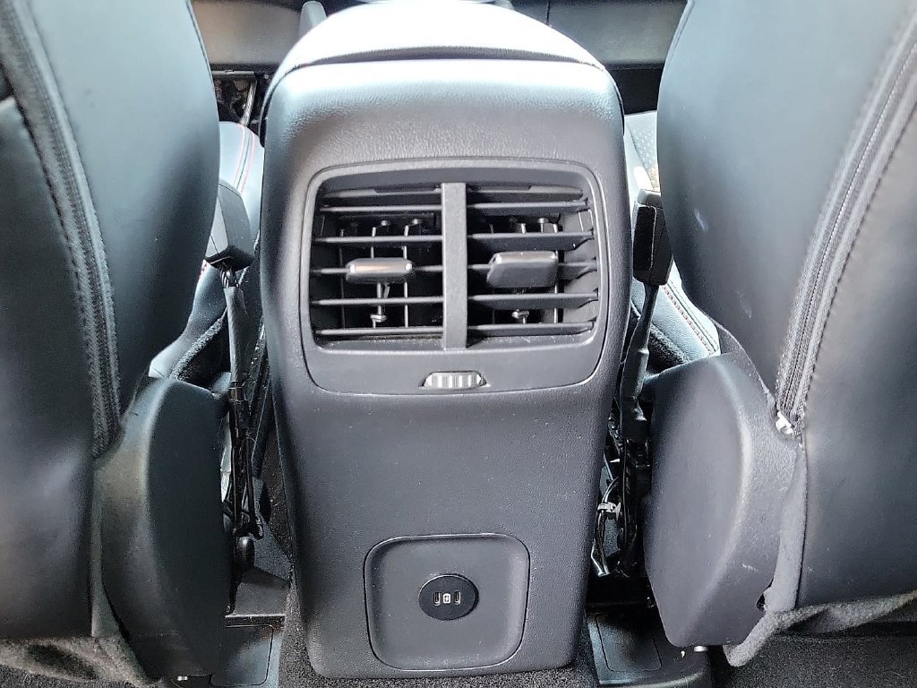Used 2025 Ford Escape ST-Line AWD/4WD image 10
