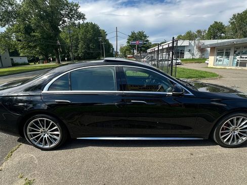 Used 2022 Mercedes-Benz S 580 4MATIC Sedan image 4