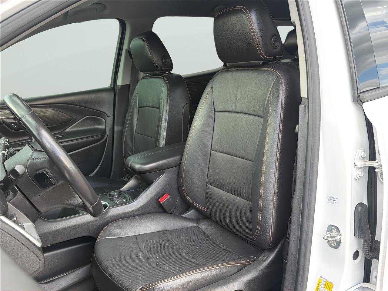 Used 2021 GMC Terrain SLT AWD/4WD image 11