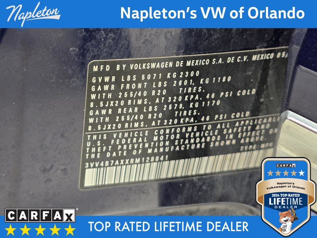 Used 2024 Volkswagen Tiguan SEL R-Line AWD/4WD image 43