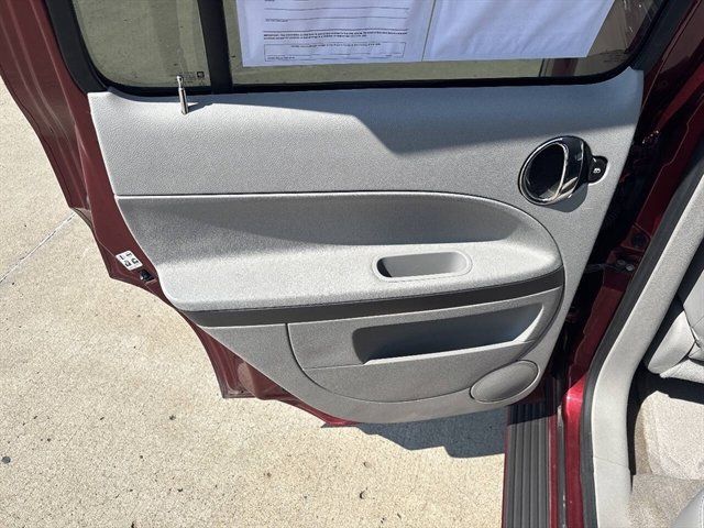 Used 2008 Chevrolet HHR LT w/ LT Preferred Equipment Group FWD image 11