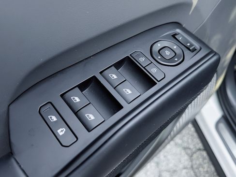 Used 2024 Kia EV9 GT-Line AWD/4WD image 8
