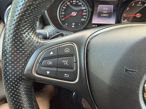 Used 2016 Mercedes-Benz GLC 300 4MATIC image 28