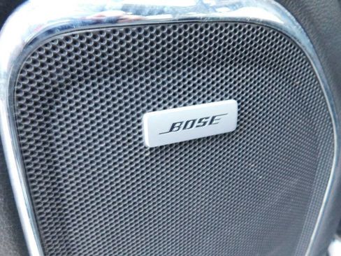 Used 2014 GMC Sierra 1500 SLT w/ SLT Crew Cab Value Package image 32