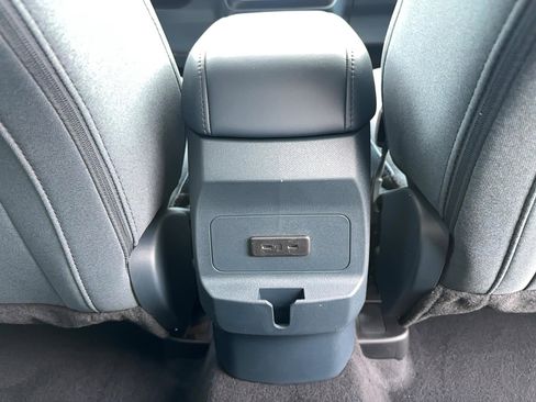 Used 2025 Ford Maverick XLT w/ Equipment Group 302A image 17