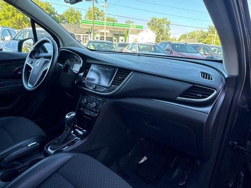 Used 2019 Buick Encore Preferred AWD/4WD image 17