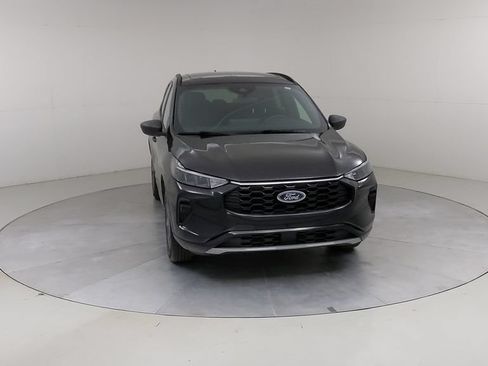 Certified 2024 Ford Escape ST-Line w/ Tech Pack #1 AWD/4WD image 10