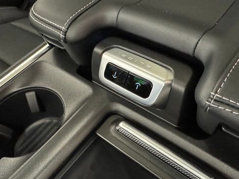 New 2025 Ford Expedition Platinum w/ Stealth Performance Package image 43