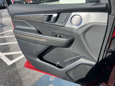 New 2026 Buick Enclave Avenir image 14