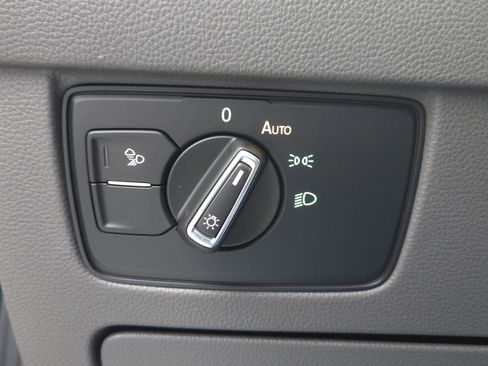 Used 2019 Volkswagen Arteon SEL Premium image 25