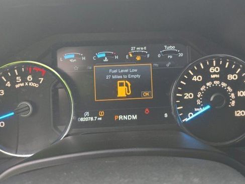 Used 2018 Ford F150 Lariat w/ Equipment Group 502A Luxury image 5