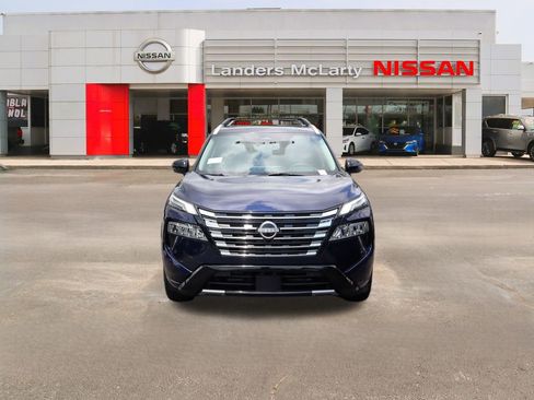 New 2025 Nissan Rogue Platinum w/ Platinum Premium Package image 8