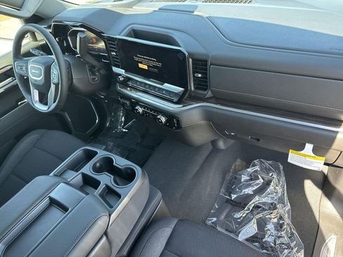 New 2026 GMC Sierra 1500 Elevation image 29