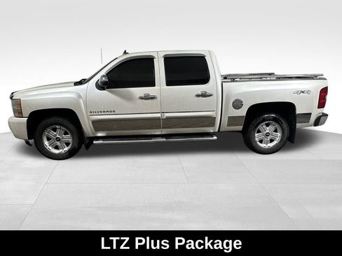 Used 2011 Chevrolet Silverado 1500 LTZ w/ LTZ White Diamond Edition image 7