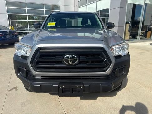 Used 2020 Toyota Tacoma SR RWD image 2