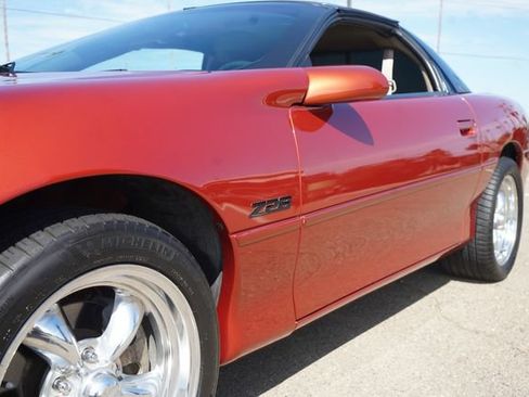 Used 2002 Chevrolet Camaro Z28 w/ Preferred Equipment Group 2 RWD image 29